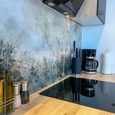 Mama-apartments - Haus Martina Im Herzen Der Rhoen - 3 Einzelbuchbare Moderne Fuer 2-8 Personen, Terrasse, Balkon, Garten, Und E-bike Keller, Lounge, Freies Wlan, Familienfreundlich Apartmán *