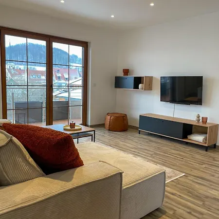Mama-apartments - Haus Martina Im Herzen Der Rhoen - 3 Einzelbuchbare Moderne Fuer 2-8 Personen, Terrasse, Balkon, Garten, Und E-bike Keller, Lounge, Freies Wlan, Familienfreundlich Apartmán *