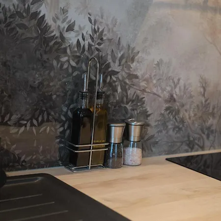 Mama-apartments - Haus Martina Im Herzen Der Rhoen - 3 Einzelbuchbare Moderne Fuer 2-8 Personen, Terrasse, Balkon, Garten, Und E-bike Keller, Lounge, Freies Wlan, Familienfreundlich * Poppenhausen