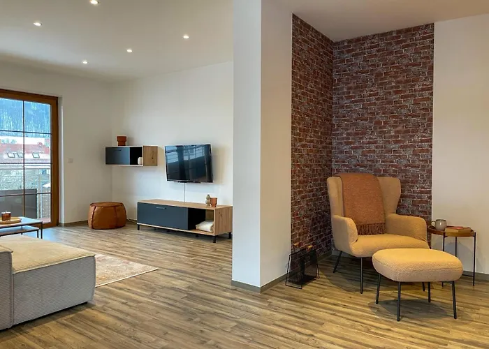 Mama-apartments - Haus Martina Im Herzen Der Rhoen - 3 Einzelbuchbare Moderne Fuer 2-8 Personen, Terrasse, Balkon, Garten, Und E-bike Keller, Lounge, Freies Wlan, Familienfreundlich *