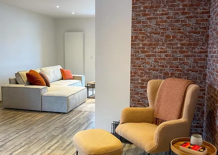 Mama-apartments - Haus Martina Im Herzen Der Rhoen - 3 Einzelbuchbare Moderne Fuer 2-8 Personen, Terrasse, Balkon, Garten, Und E-bike Keller, Lounge, Freies Wlan, Familienfreundlich *