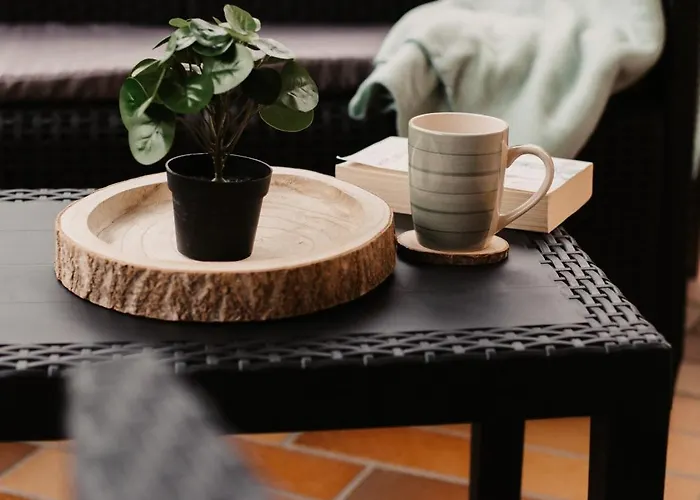 아파트 Mama-apartments - Haus Martina Im Herzen Der Rhoen - 3 Einzelbuchbare Moderne Fuer 2-8 Personen, Terrasse, Balkon, Garten, Und E-bike Keller, Lounge, Freies Wlan, Familienfreundlich 포펜하우젠